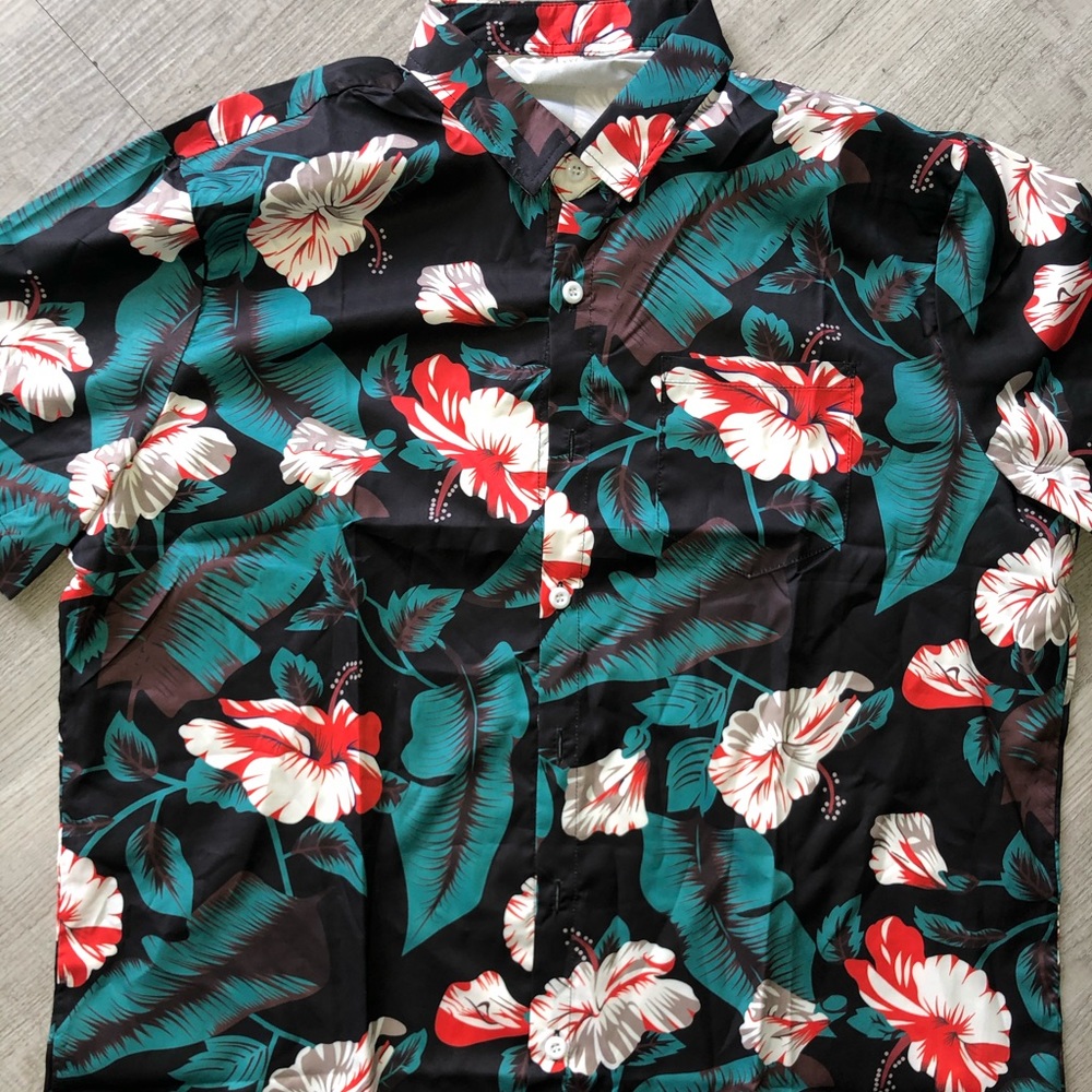 Hawaian shirt Brand New🔥